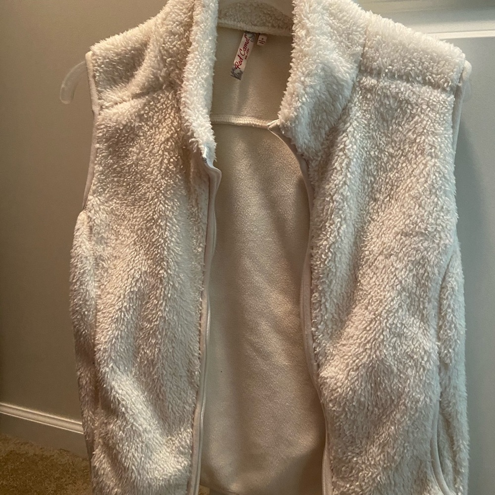 Cream fuzzy vest